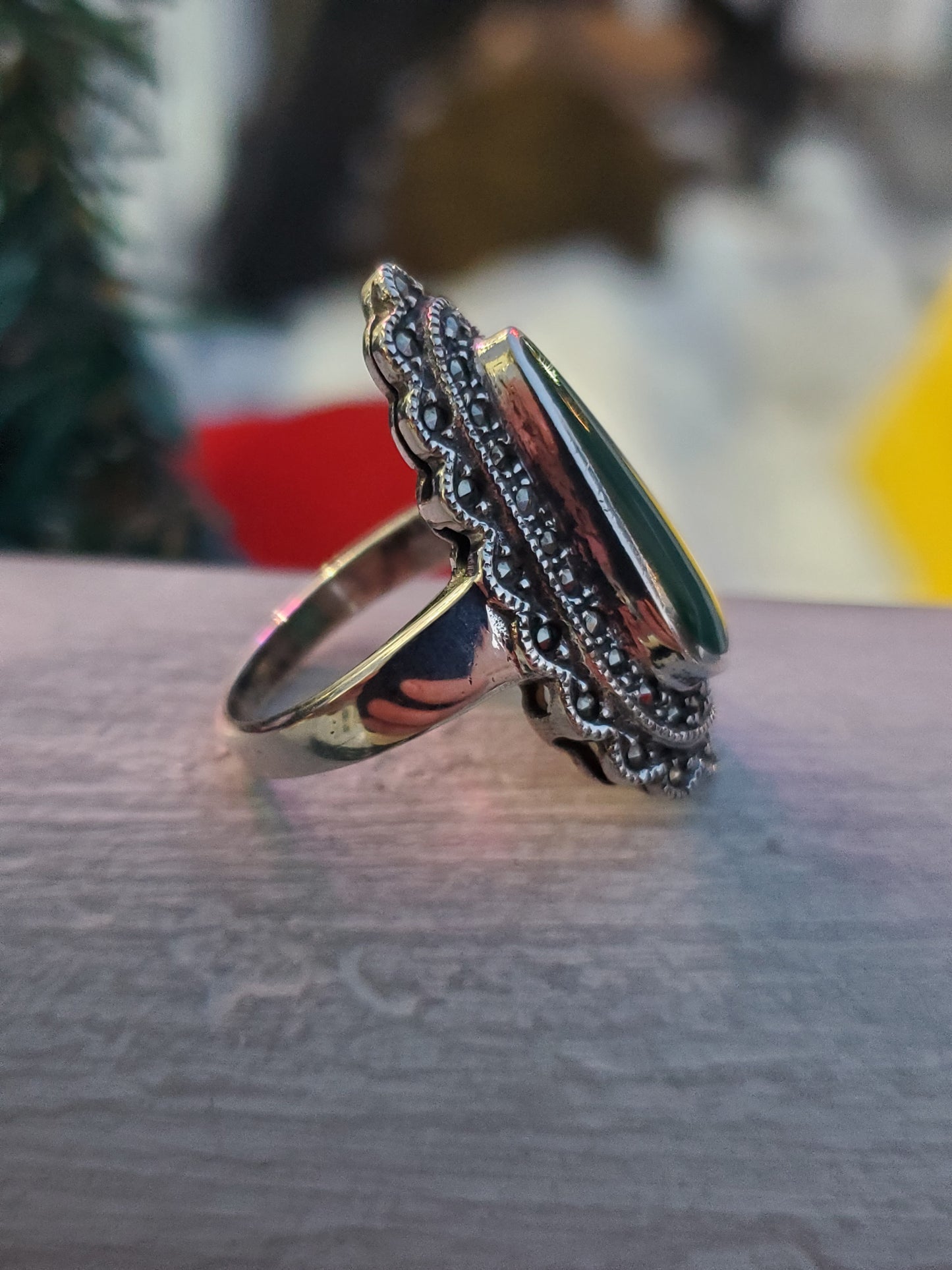 925 Sterling Silver Custom Cut Green Onyx & Marcasite Ring Size 8