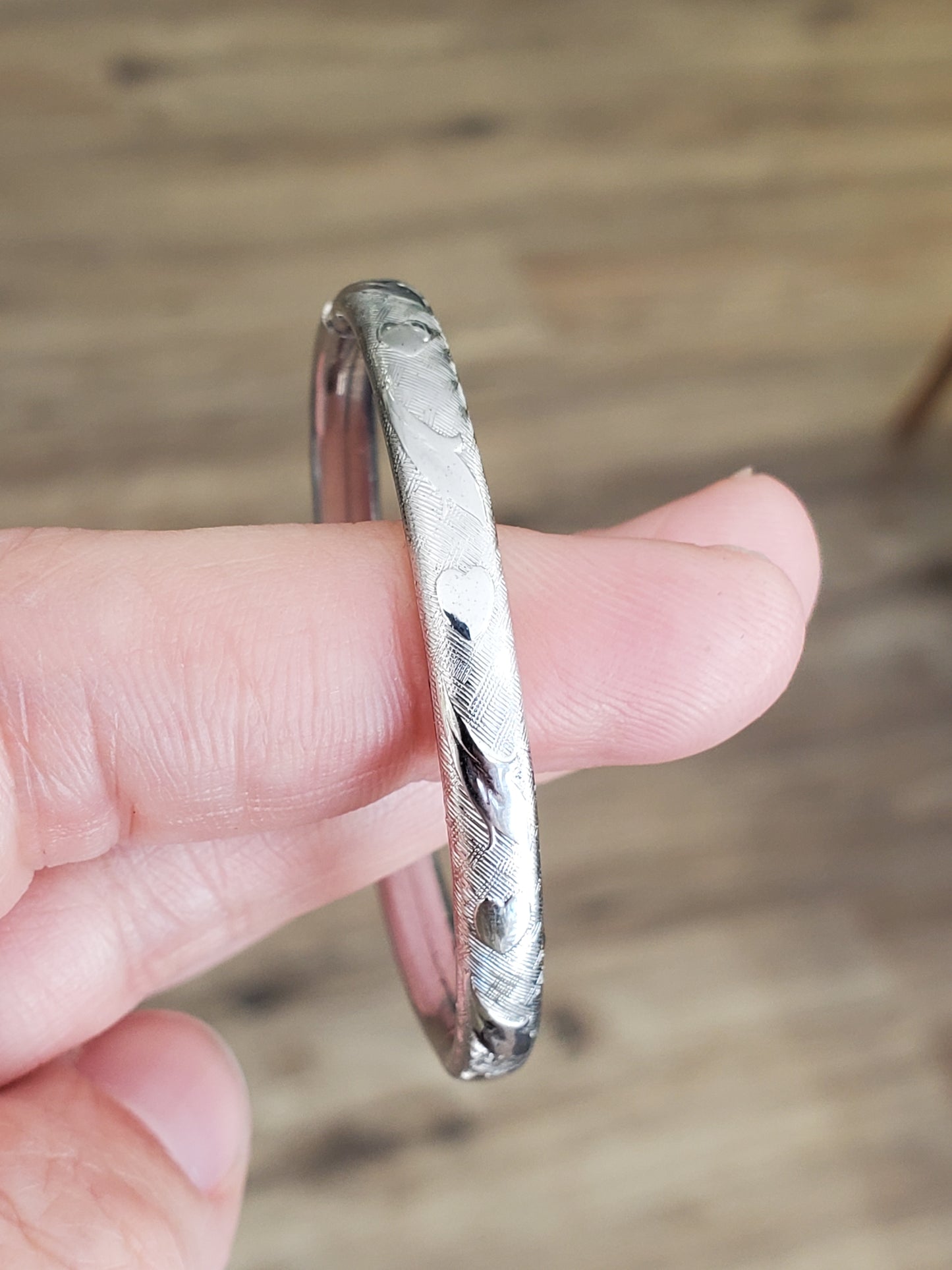 925 Sterling Silver & Platinum Kids Heart Baby Bangle Bracelet