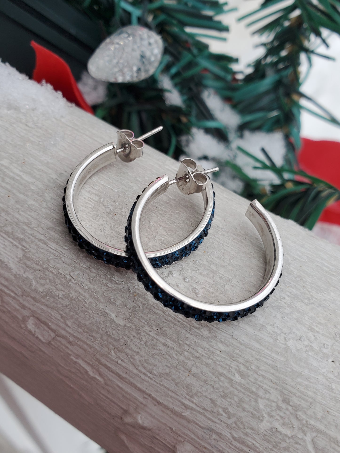 925 Sterling Silver 3/4 Round Blue Crystal Hoop Earrings