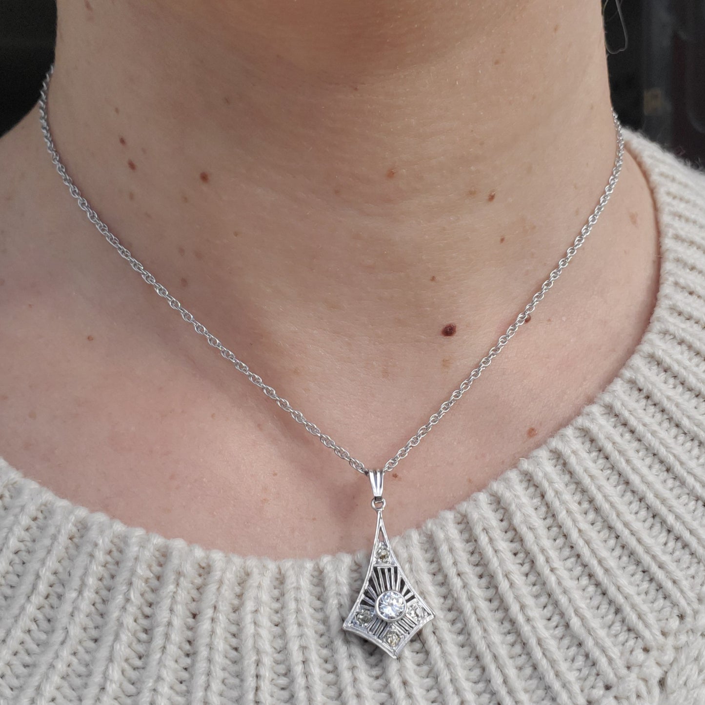 14k Solid White Gold Antique Vertical Diamond Art Deco Pendant Necklace