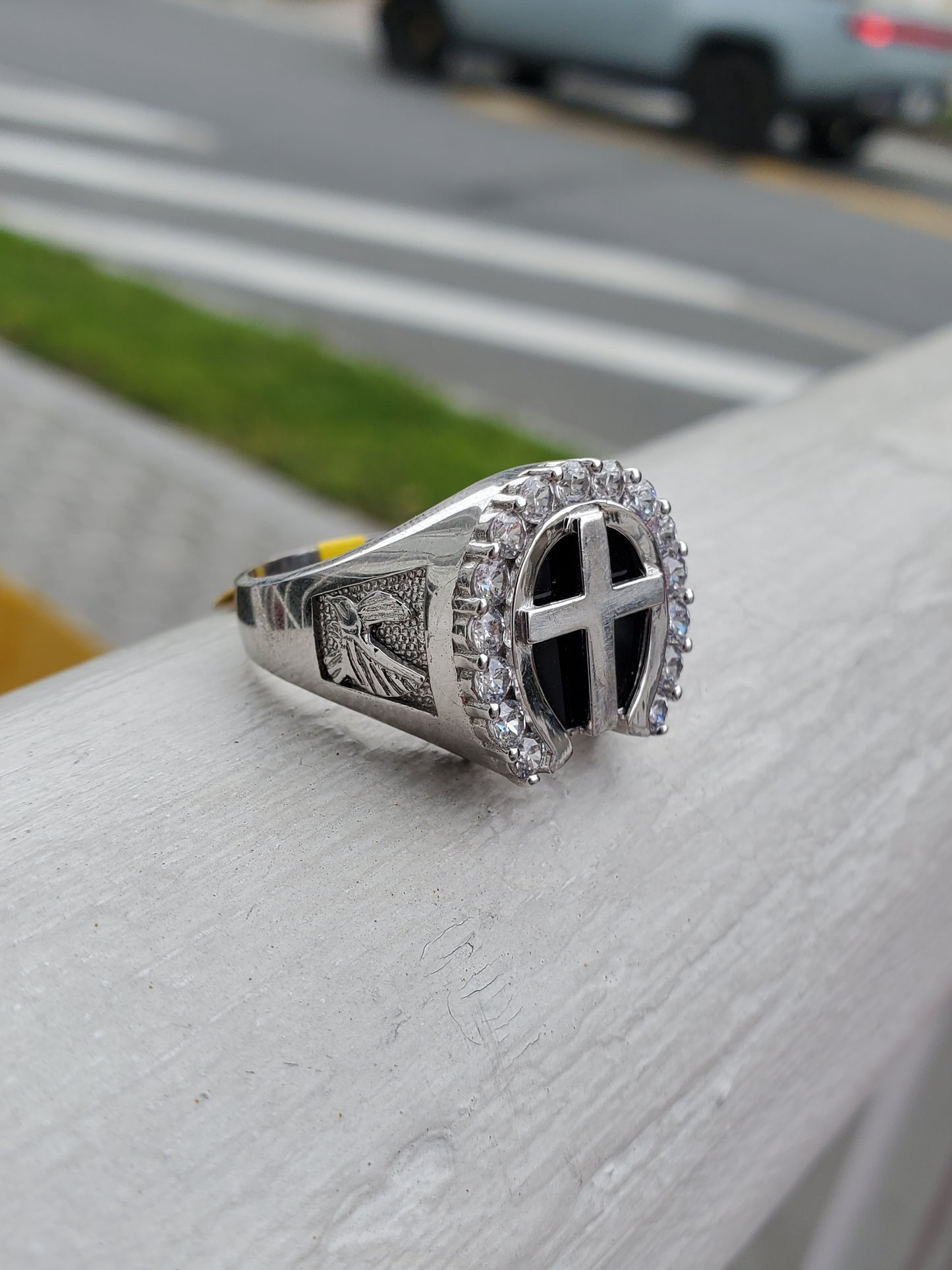 925 Sterling Silver Men's Black Onyx Cross Horseshoe Zirconia CZ Ring