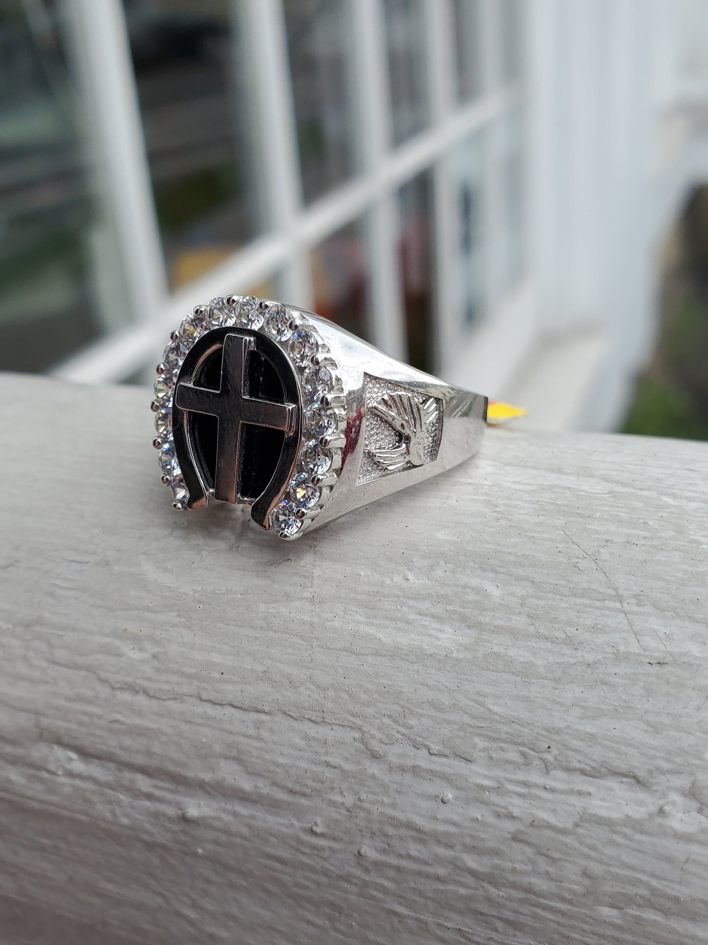 925 Sterling Silver Men's Black Onyx Cross Horseshoe Zirconia CZ Ring