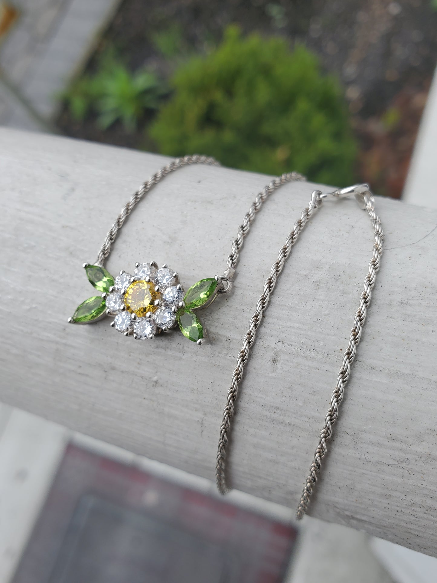925 Sterling Silver Daisy Flower Rope Chain Necklace