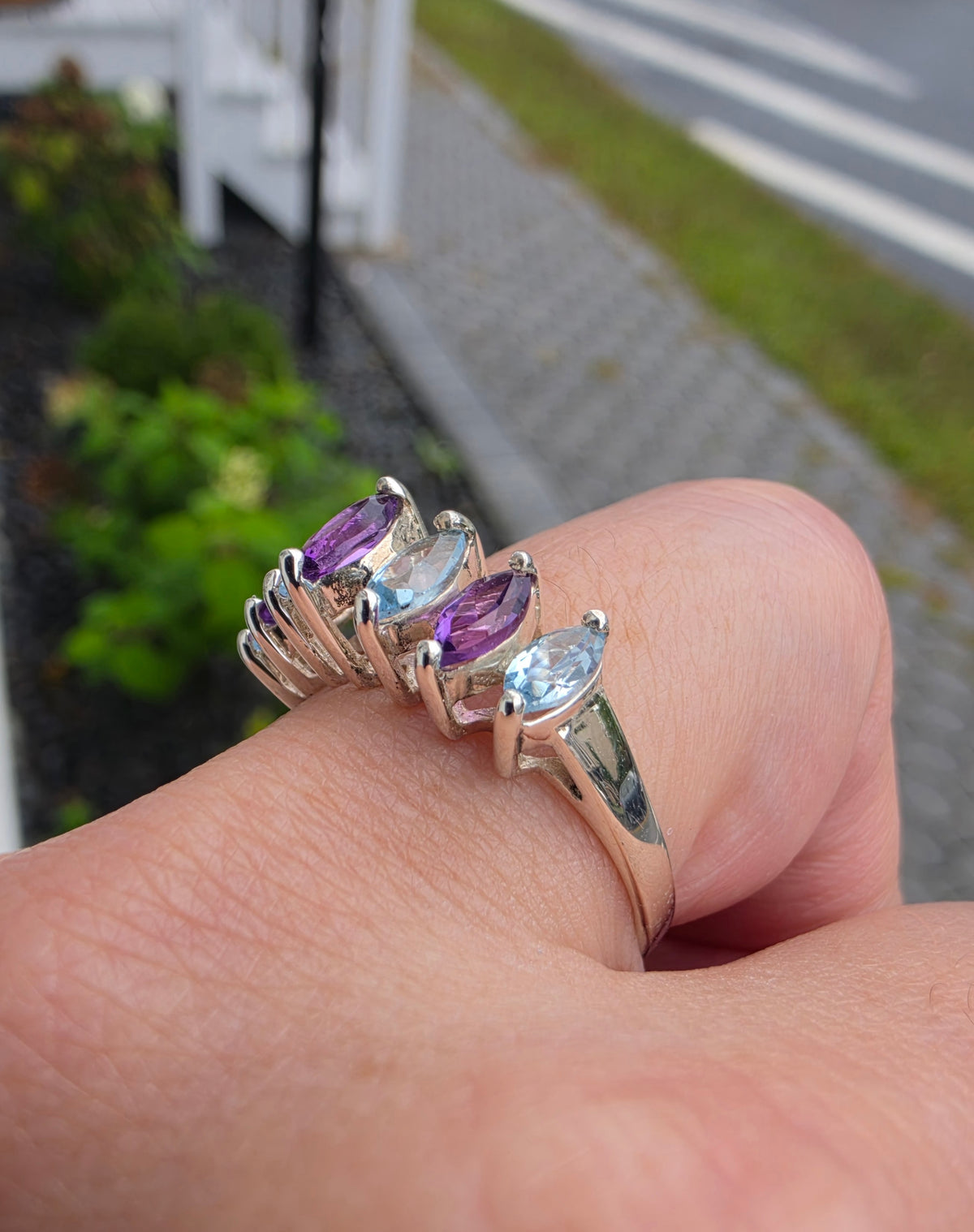 925 Sterling Silver Vintage Marquise Amethyst & Blue Topa Bridge Ring