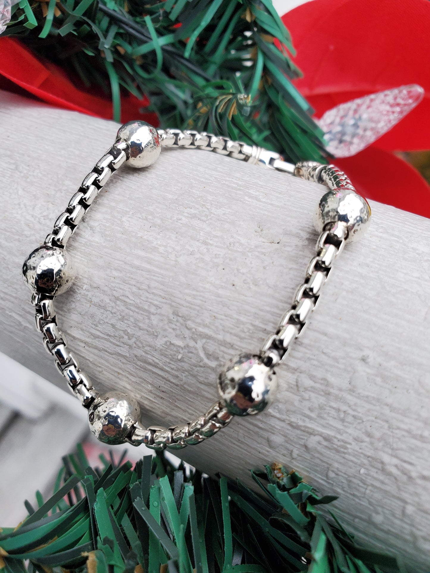 925 Sterling Silver Designer John Hardy JAI Hammered Design Beaded Cable Link Chain Bracelet