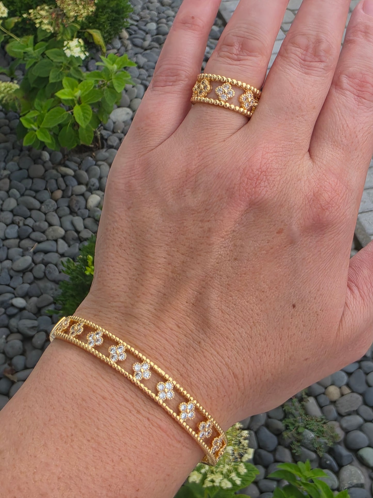Gold Plated cz clover ring & 7" bangle bracelet set