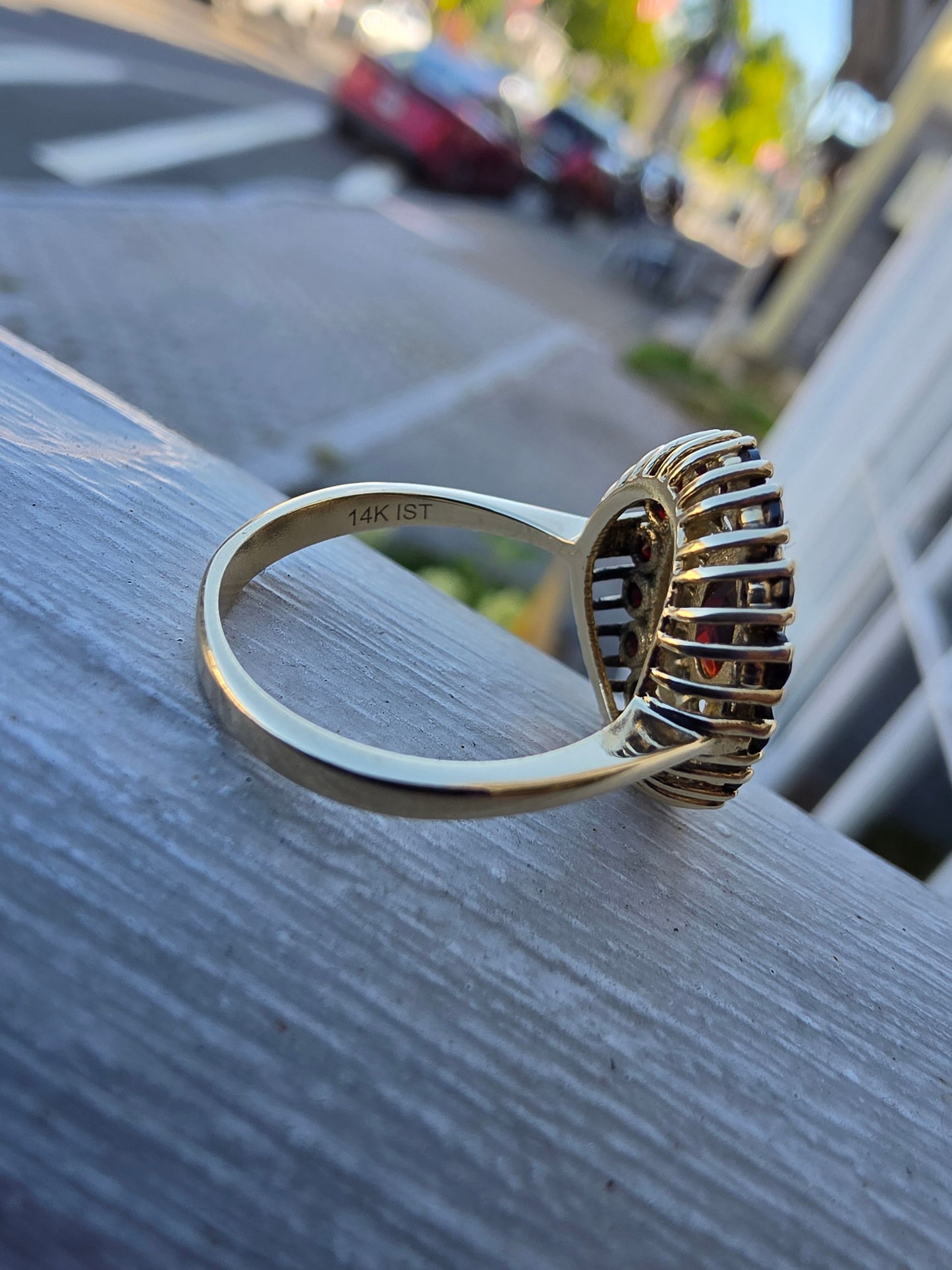 14k Solid Gold Vintage Handmade Oval & Round Natural Garnet Ring