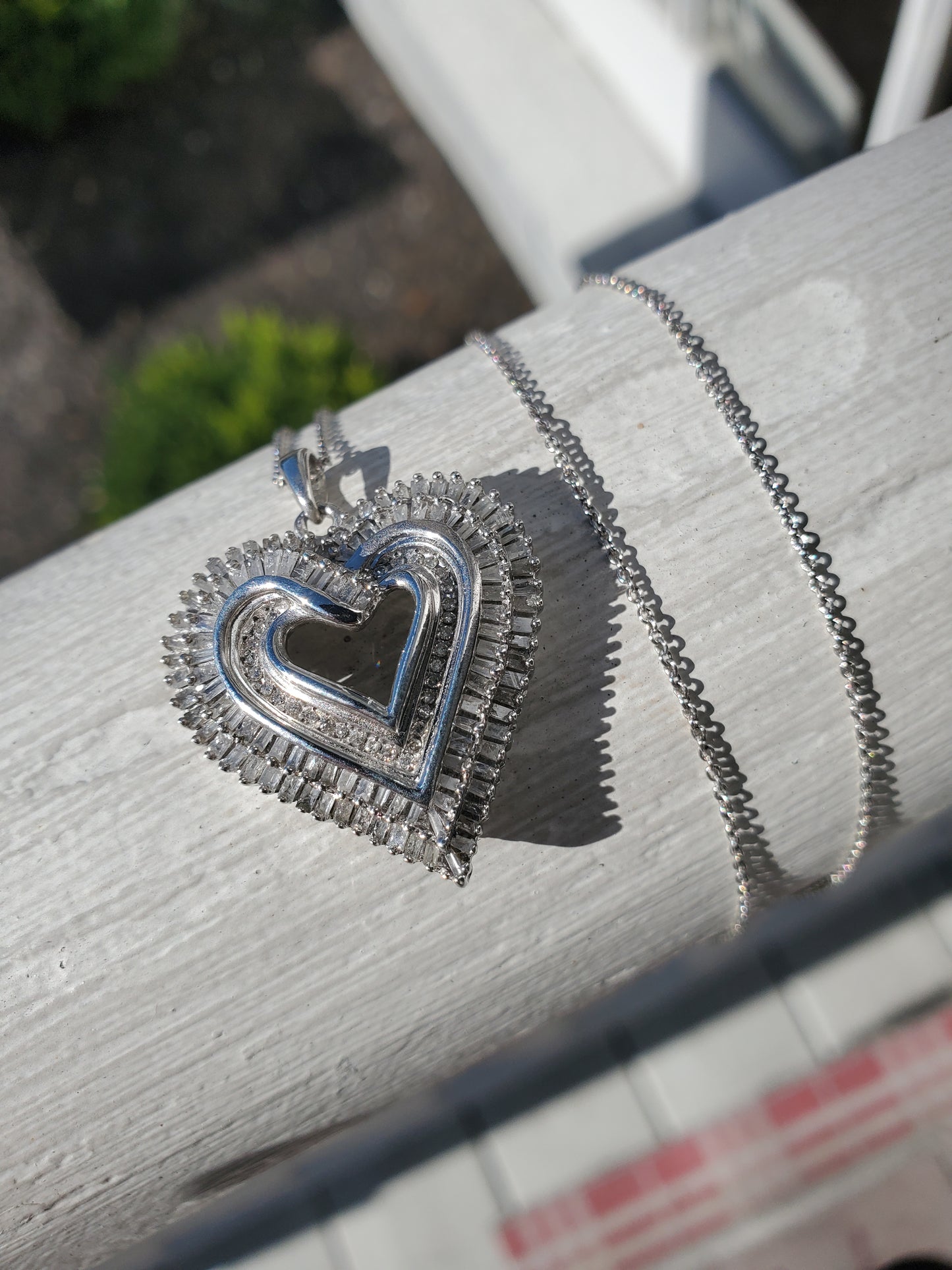 925 Sterling Silver 1.50 tcw Natural Heart ❤️ Wreath Necklace