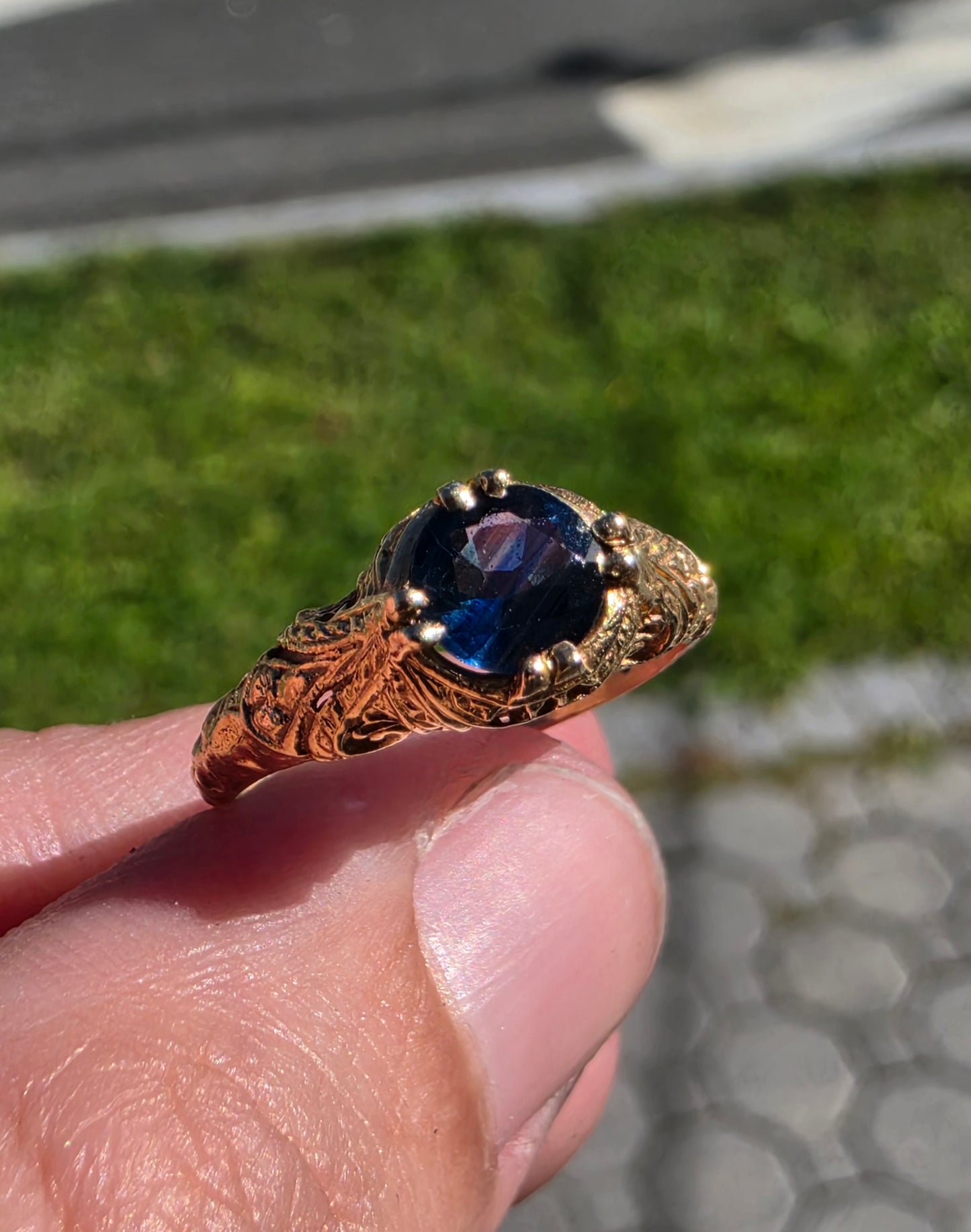 14k Solid Yellow Gold Vintage .50CT Natural Sapphire Solitare Ring