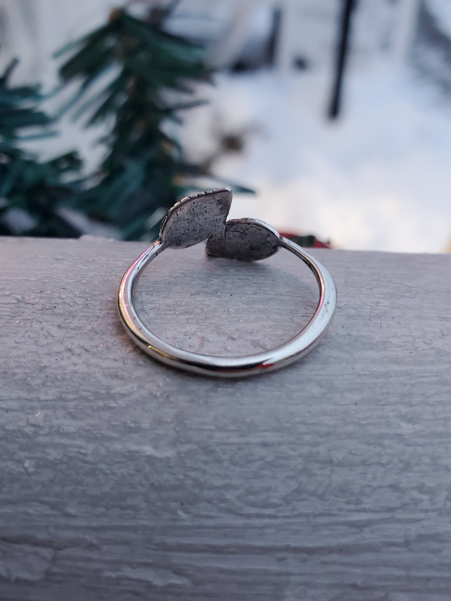 925 Sterling Silver Oxydized Fall Leaf Bypass Design Ring