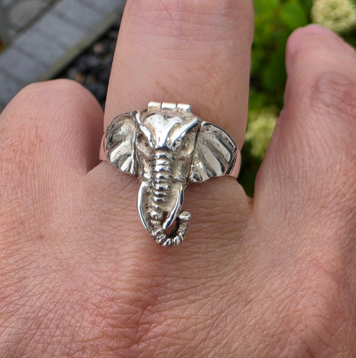 925 Sterling Silver Vintage Elephant Poison Ring