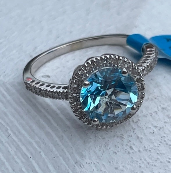 10k White Gold Sky Blue Topaz & Diamond Solitaire Ring Size 7