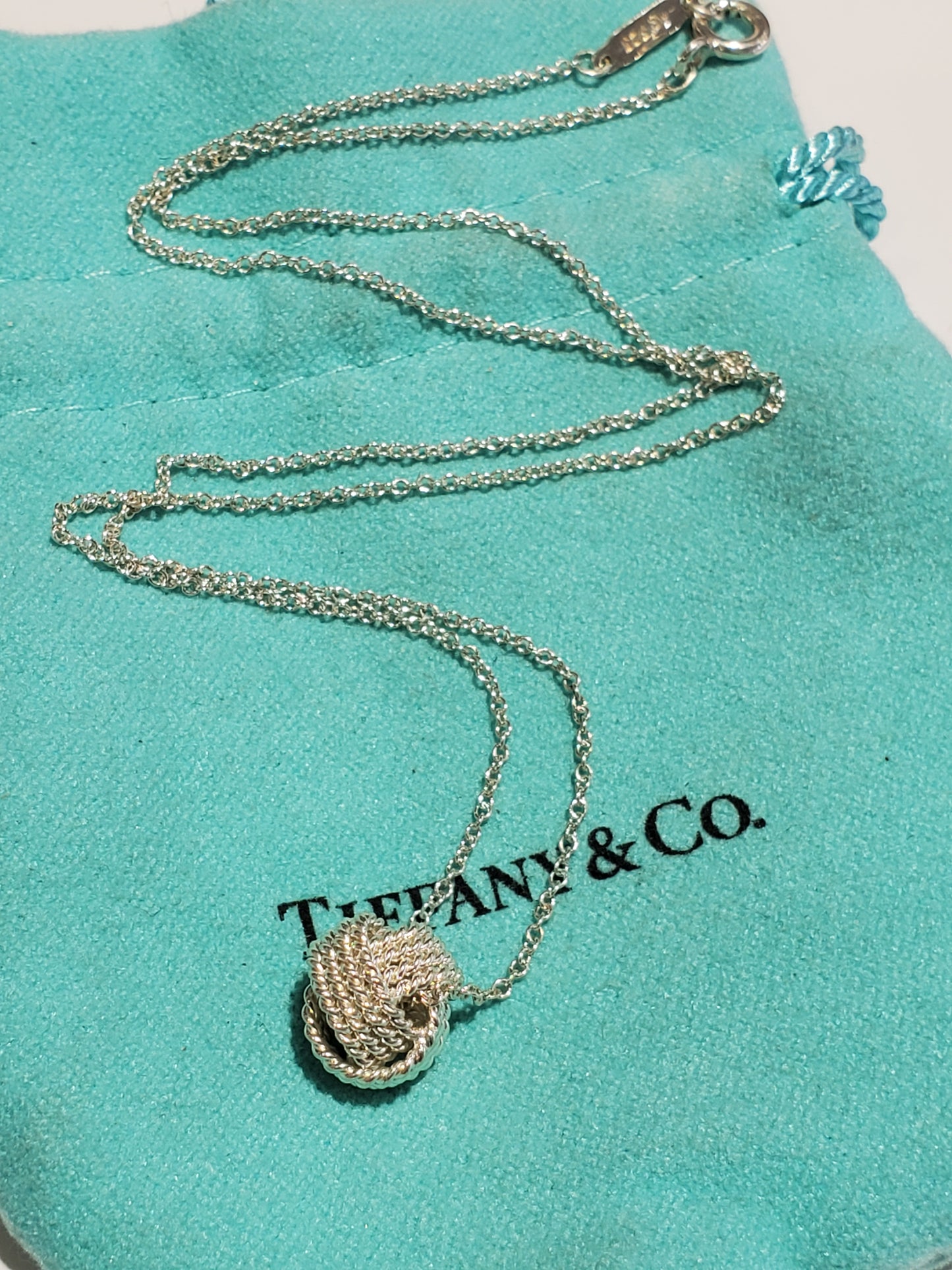 925 Sterling Silver Tiffany & Co. Somerset Mesh Love Knot Twist Pendant Necklace