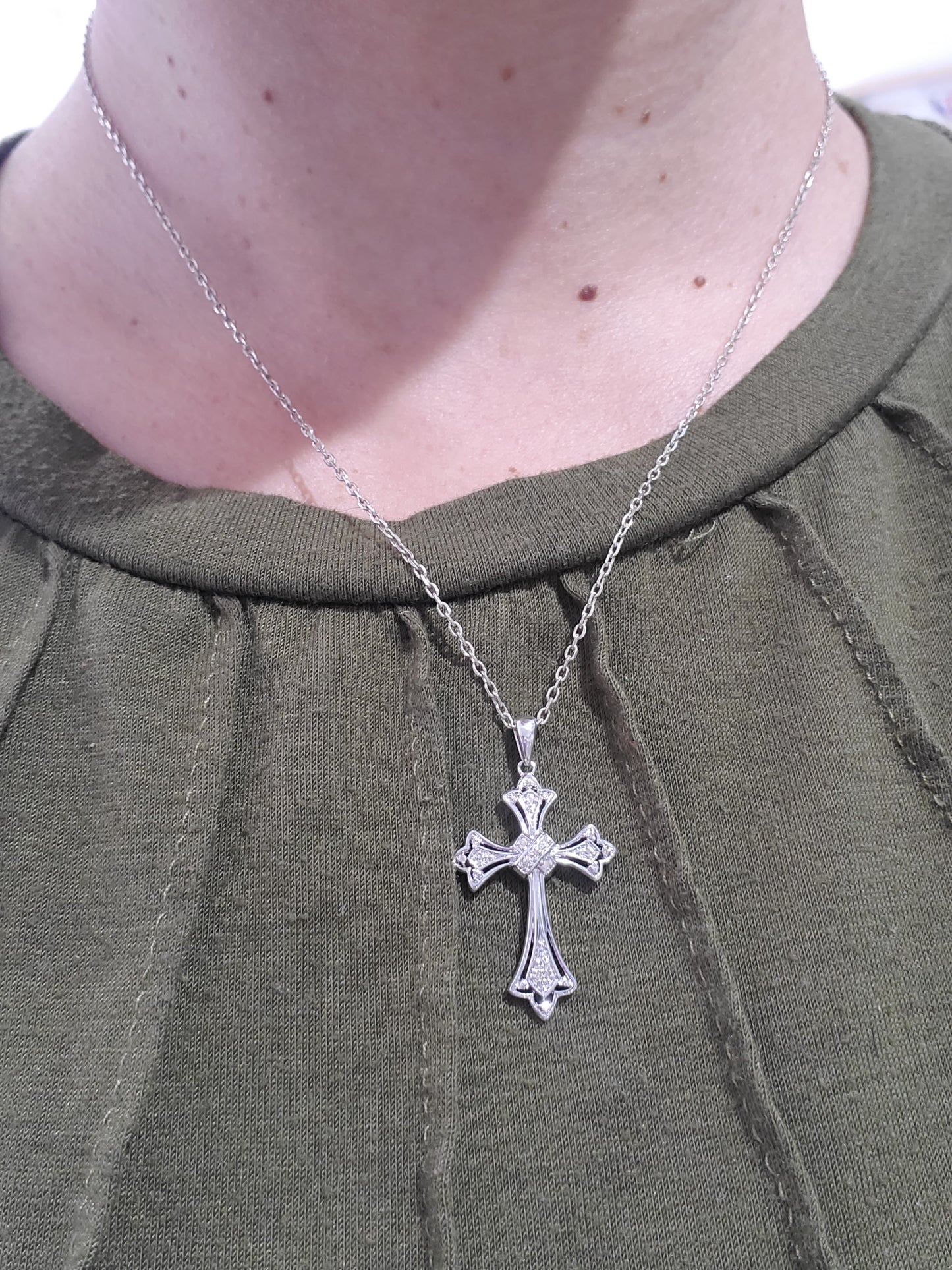 925 Sterling Silver Genuine Natural Diamond Cross Necklace Charm Pendant