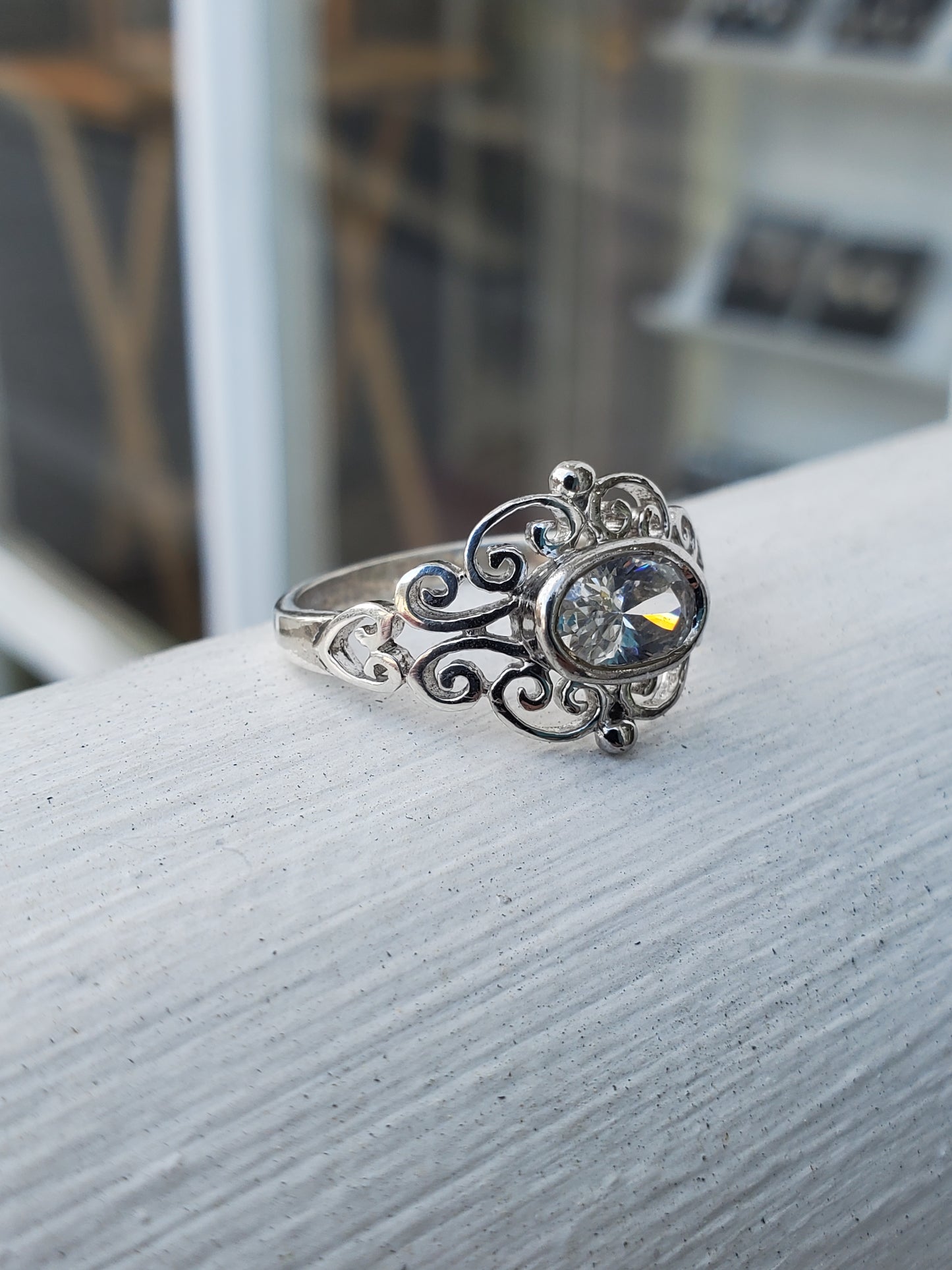 925 Sterling Silver Fancy Filagre Bezel Set Zirconia Solitare Ring