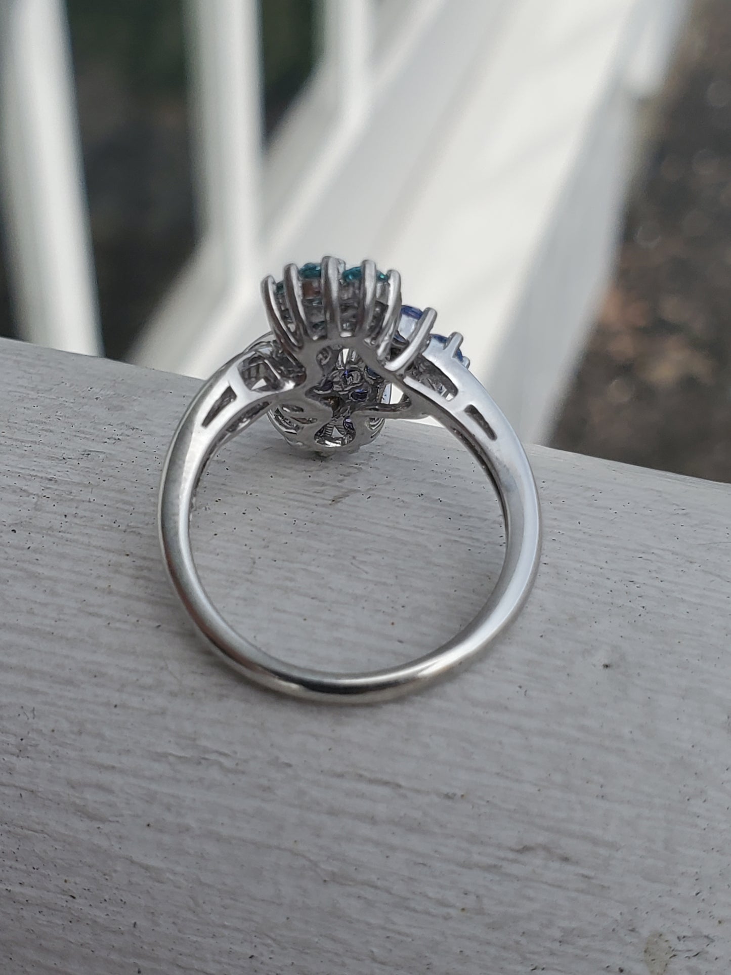 925 Sterling Silver "Boho Blossoms" Sparkling Zirconia Floral Bouquet Ring