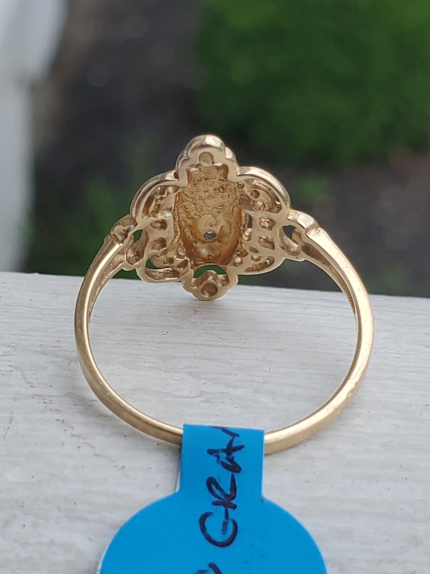 10k Gold Vintage Ladies Signet Ring w/ Diamond