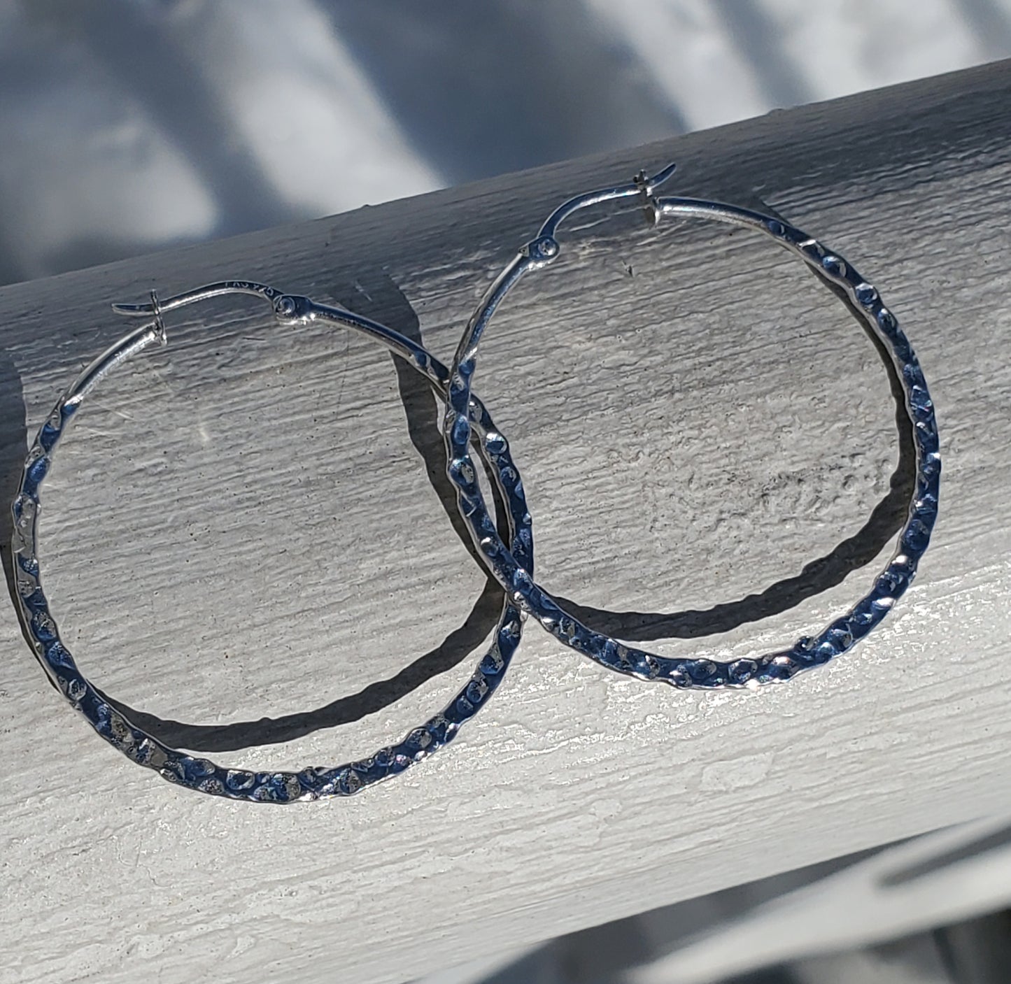 925 Sterling Silver 35mm Hammered Design Lightweight Hoop Earrings