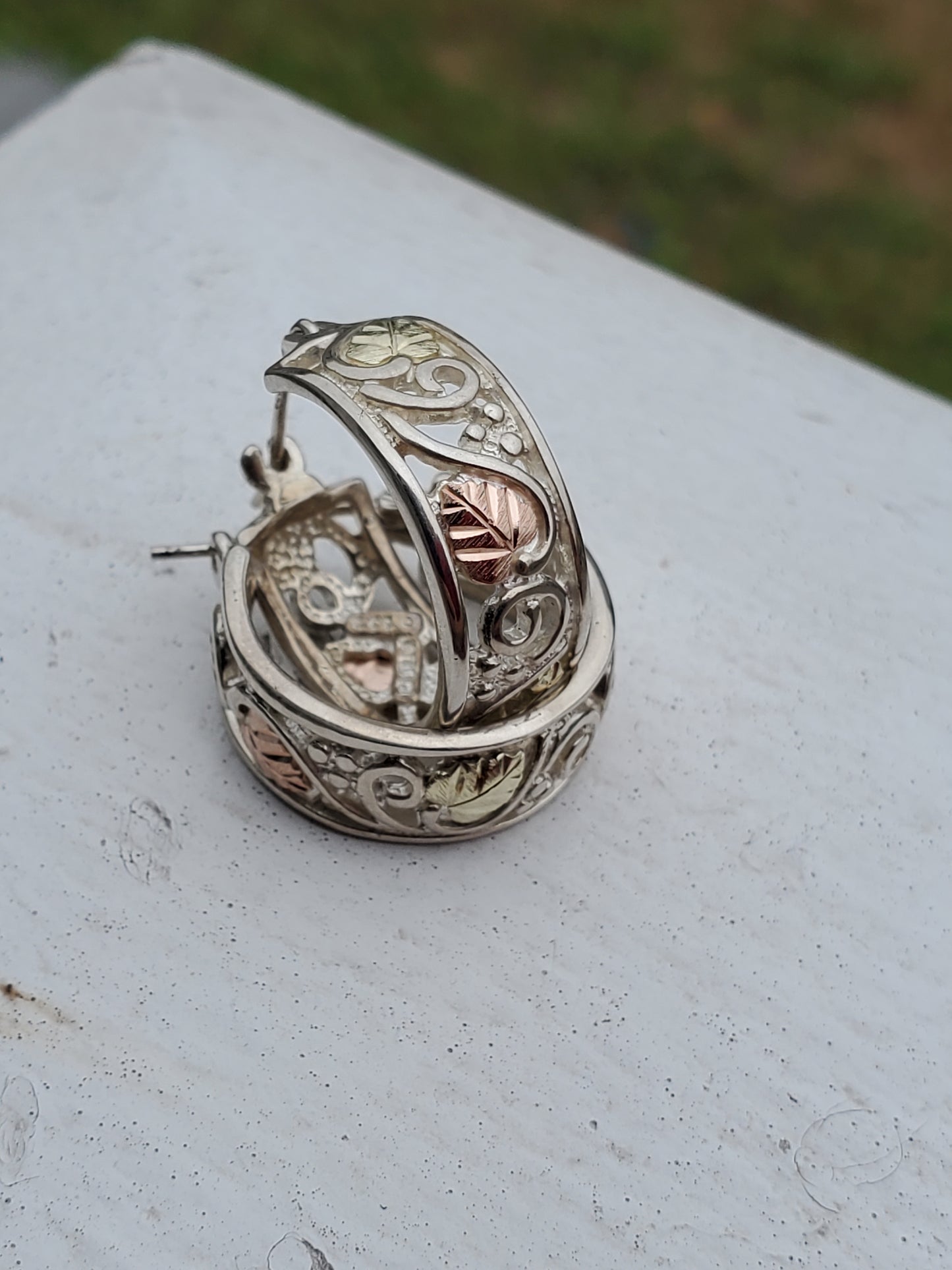 925 Sterling Silver & 12k Black Hills Gold Leaf Filagre Hoop Earrings