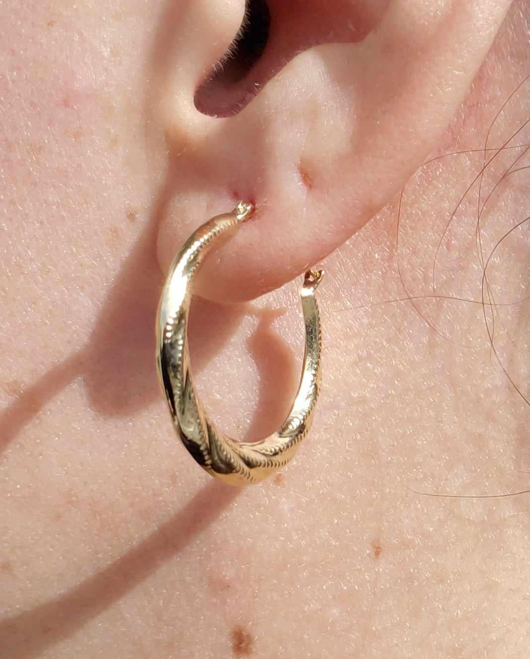 14k Gold Beaded Twist Hoop Earrings 20mm