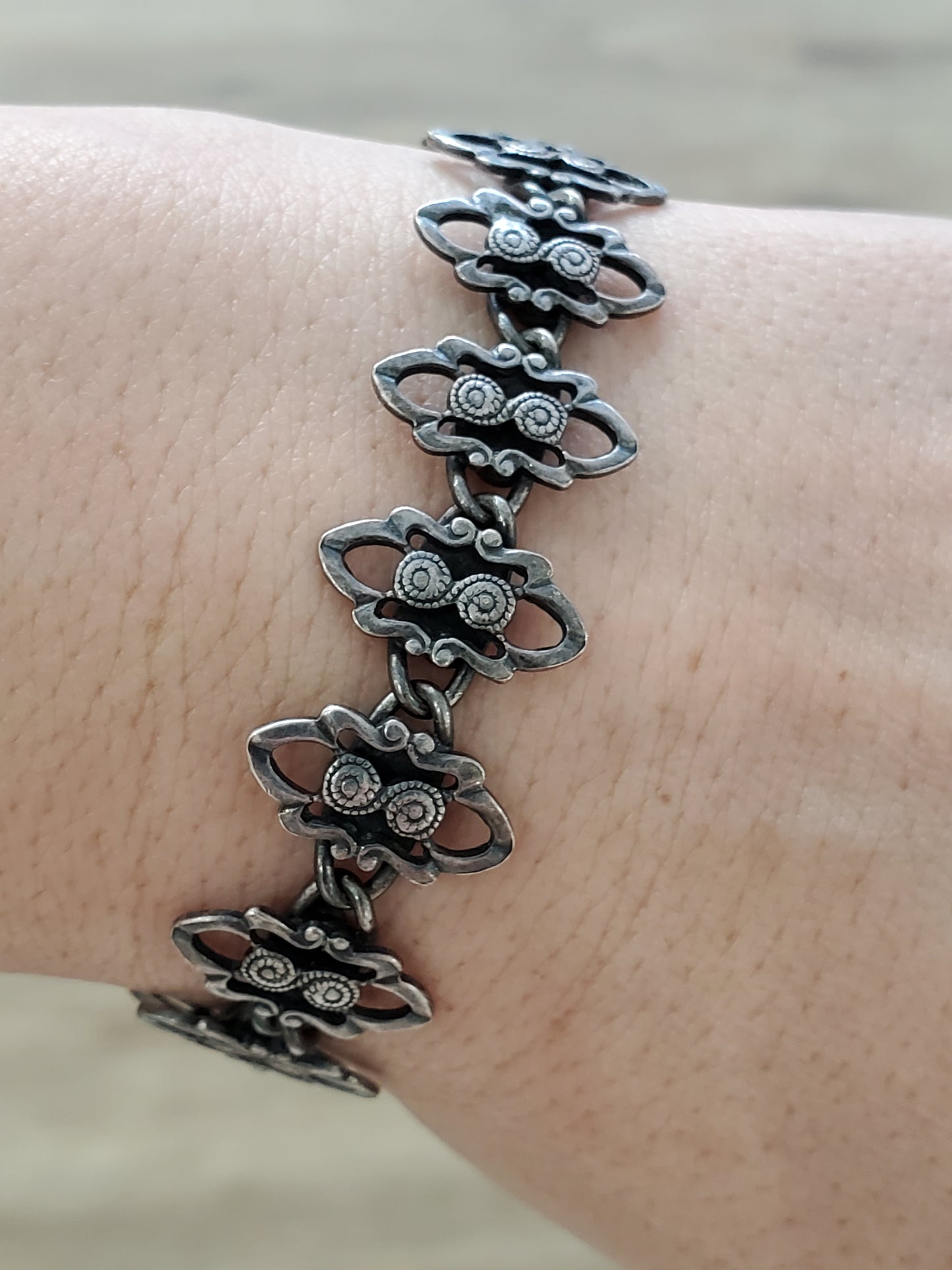 925 Sterling Silver Antique 100+ year old Art Deco Oxydized Filagre Link Bracelet w/safety chain