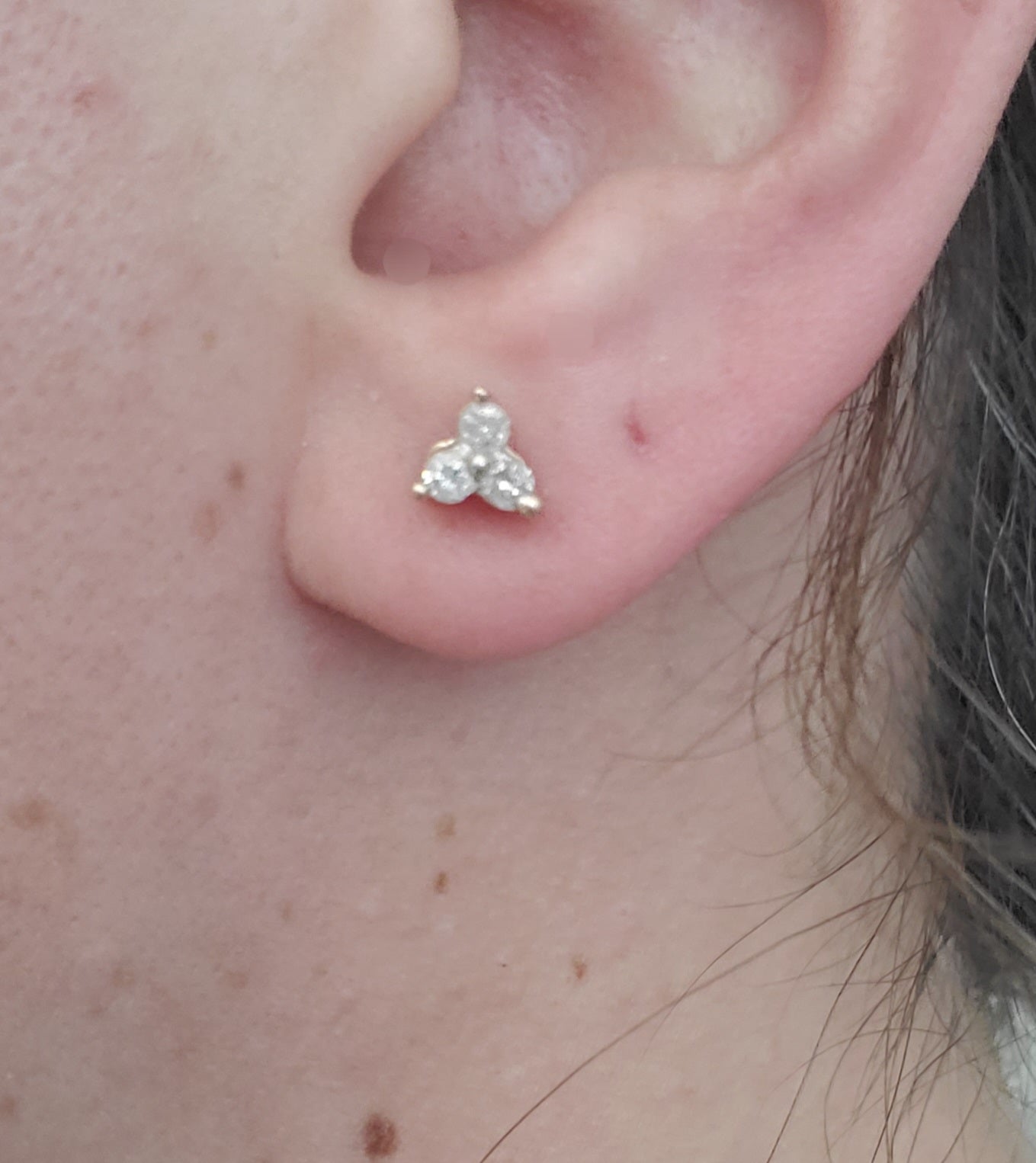 14k Solid Gold Genuine Diamond Tripolo Cluster Stud Earrings