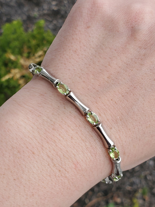 925 Sterling Silver Natural Peridot Bone Link Bracelet
