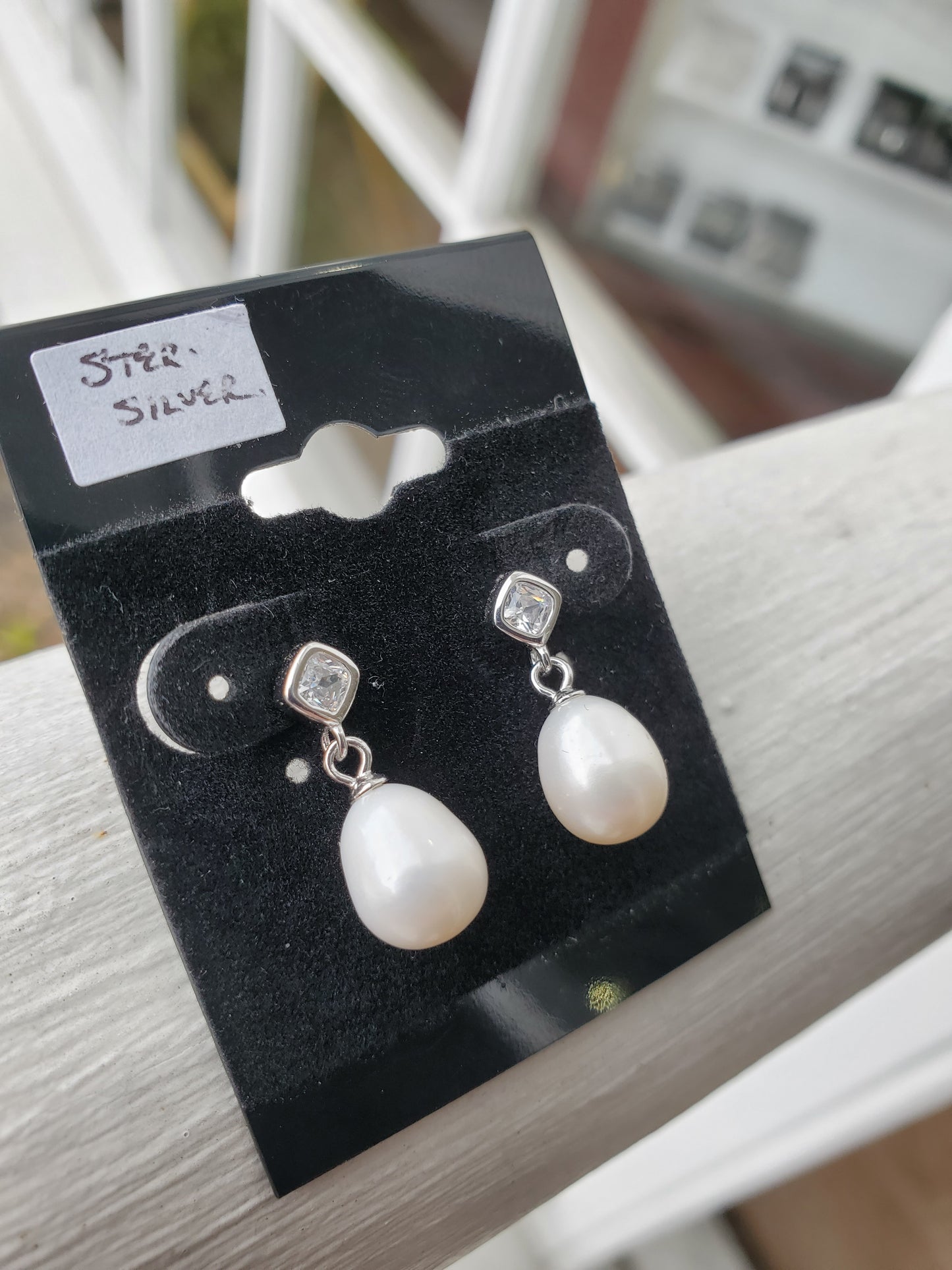 925 Sterling Silver Freshwater Pearl Mini Teardrop Zirconia CZ Earrings