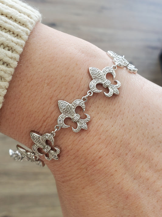 925 Sterling Silver Fleur-de-lis Sparkling CZ Zirconia Bracelet