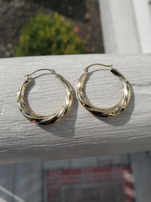 14k Gold Beaded Twist Hoop Earrings 20mm