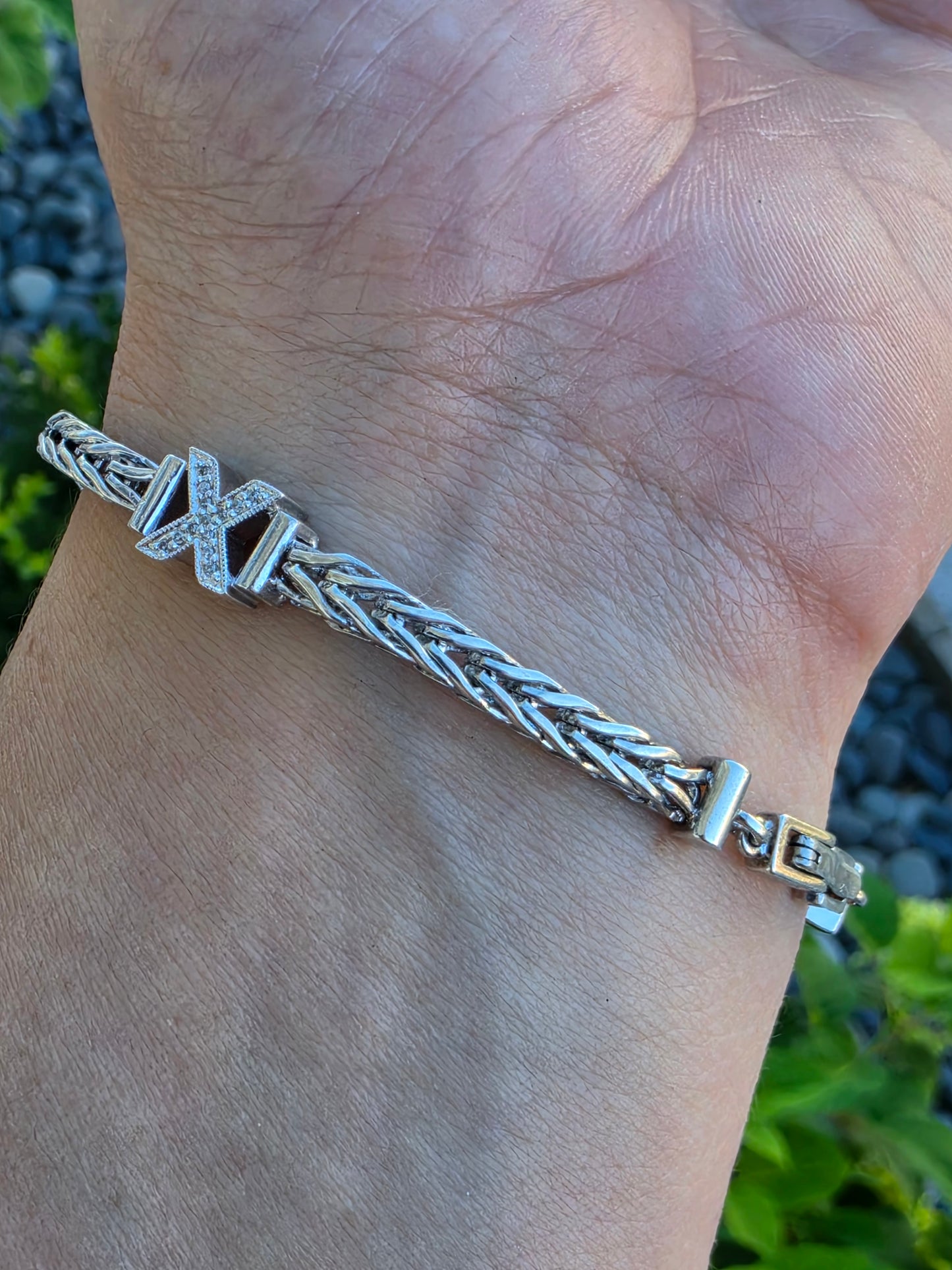 925 Sterling Silver Hugs & Kisses Natural Diamond Franco Link Bracelet