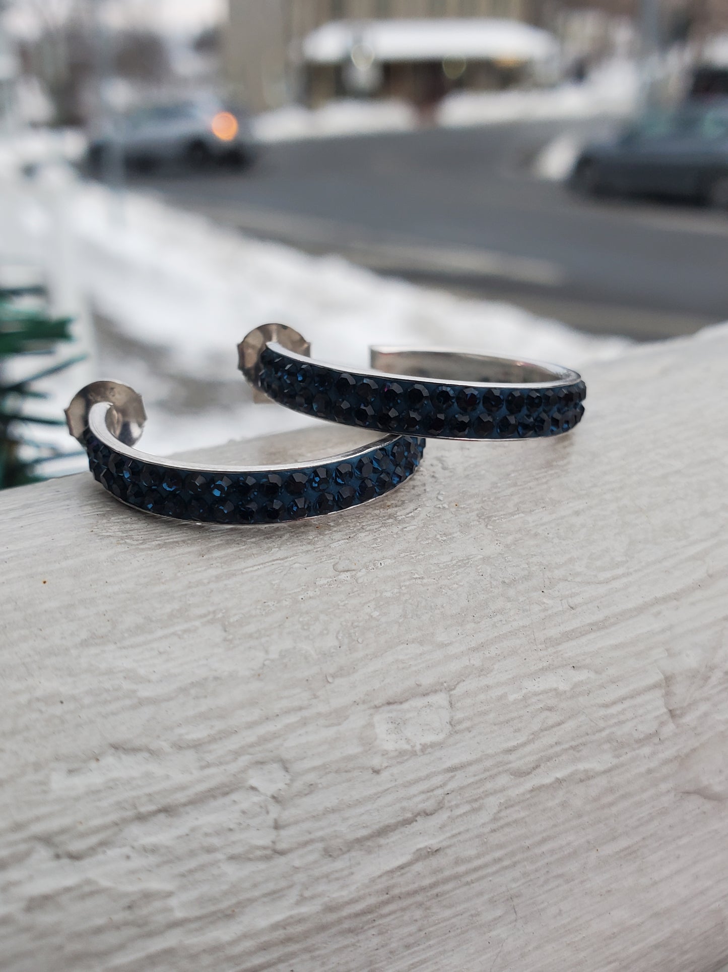 925 Sterling Silver 3/4 Round Blue Crystal Hoop Earrings